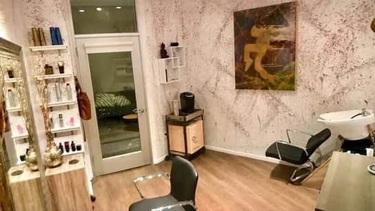 Kim K Hollywood hair salon - najlepsze salony fryzjerskie w LA