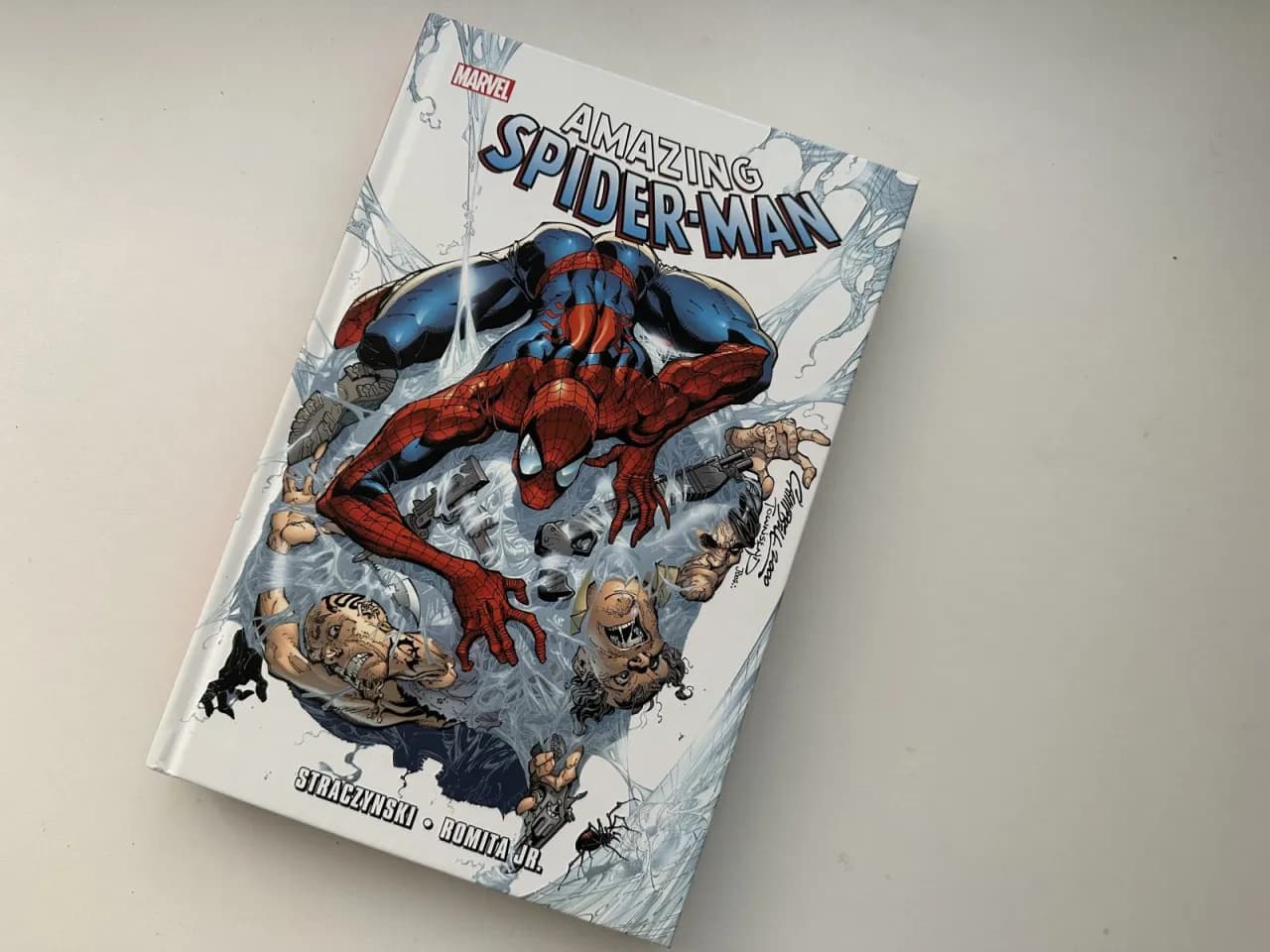 Amazing Spider-Man Tom 1 - Czy pierwszy tom zasługuje na uwagę? Amazing Spider-Man Tom 1 - Czy pierwszy tom zasługuje na uwagę?