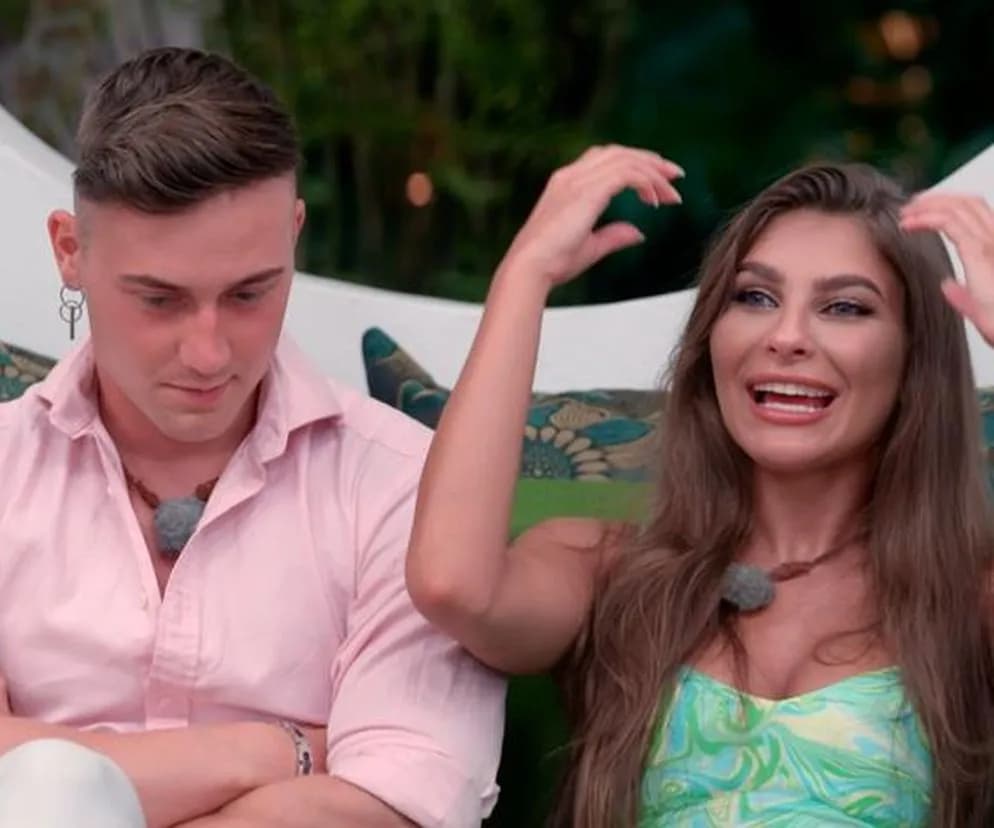 Eliza Jay Z z Hotelu Paradise: tajemnice, tekst i znaczenie piosenki